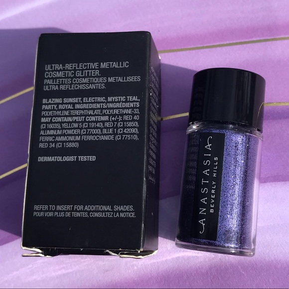 Anastasia Beverly Hills Loose Glitter in Royal - Picture 2 of 7